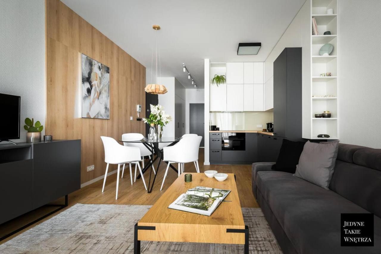 Luxury Apartments Mennica Residence With Parking 바르샤바 외부 사진