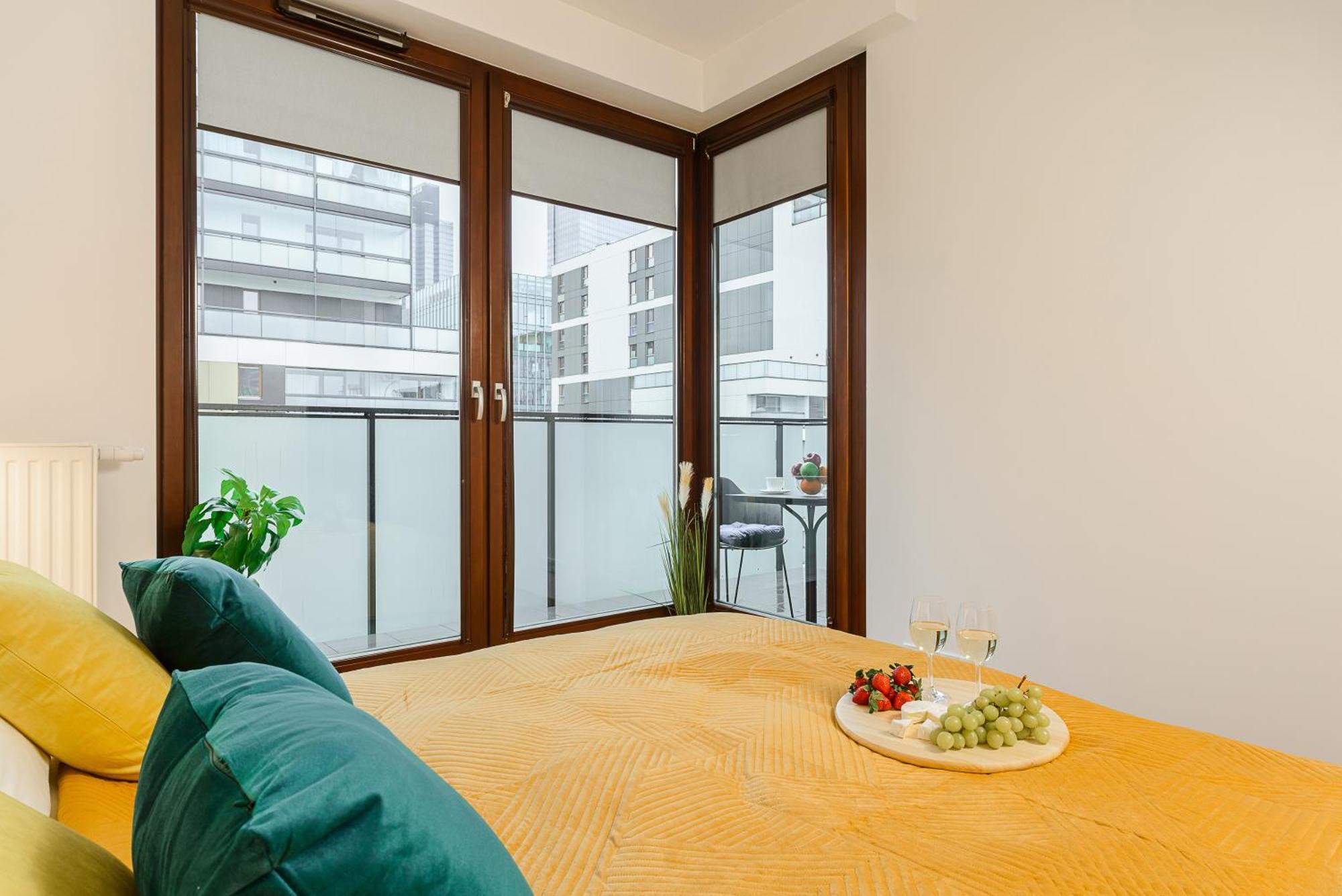Luxury Apartments Mennica Residence With Parking 바르샤바 외부 사진