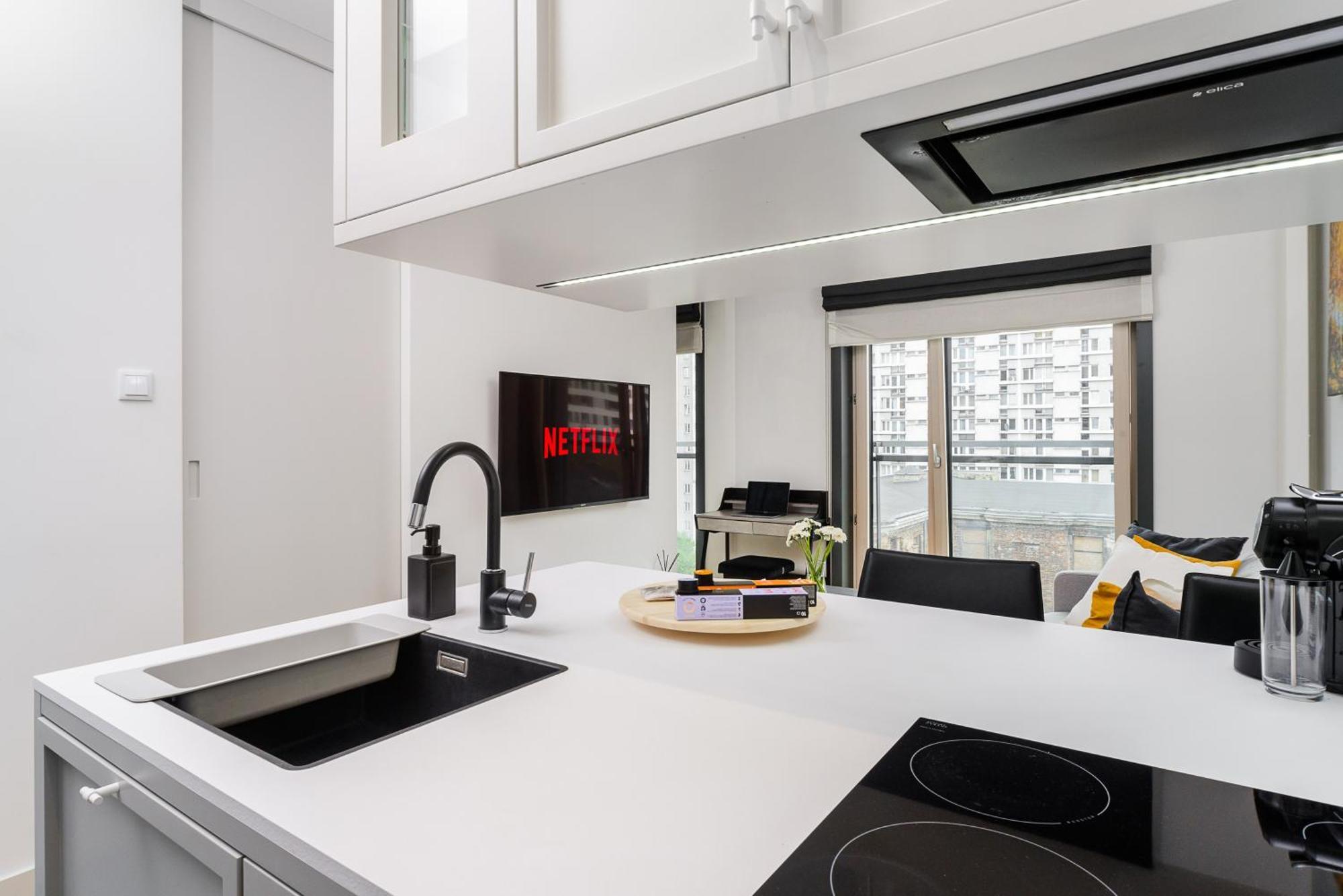 Luxury Apartments Mennica Residence With Parking 바르샤바 외부 사진